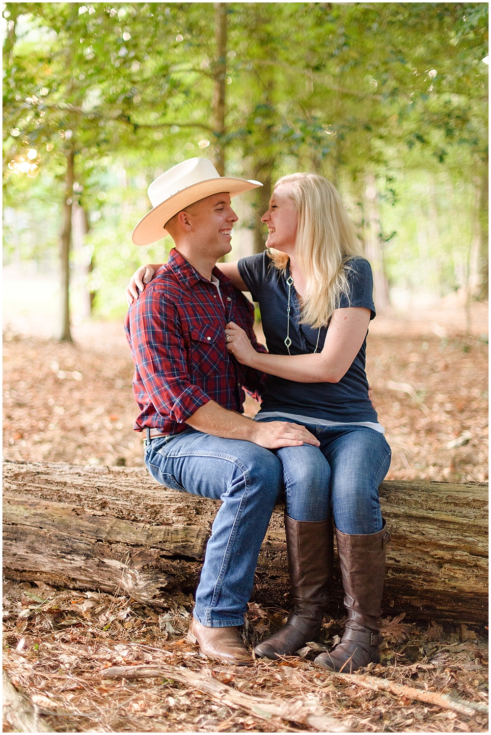 Engagement Photo Outfits, Fowler Studios_0004